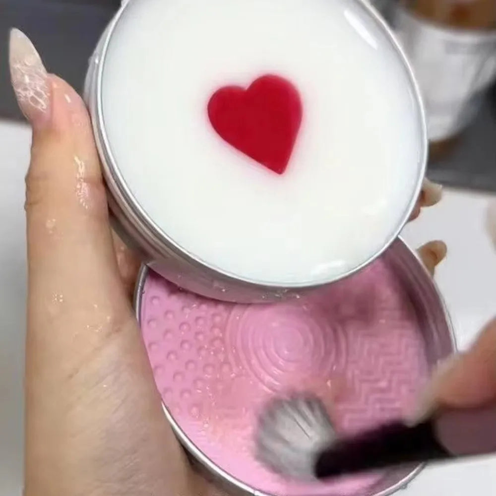 Deep Clean Makeup Brush Cleaner Soap Quick-Dry Heart Shape Cosmetic Sponge Cleaner Reusable with Silicone Mat Beauty Tool Washer
