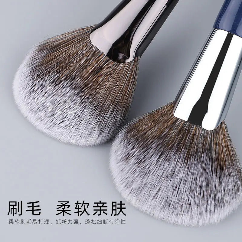 1pc Fan Powder Makeup Brushes Powder Contour Make up Brush Setting Finish Bronzer Practical Beauty tools Professional Blusher