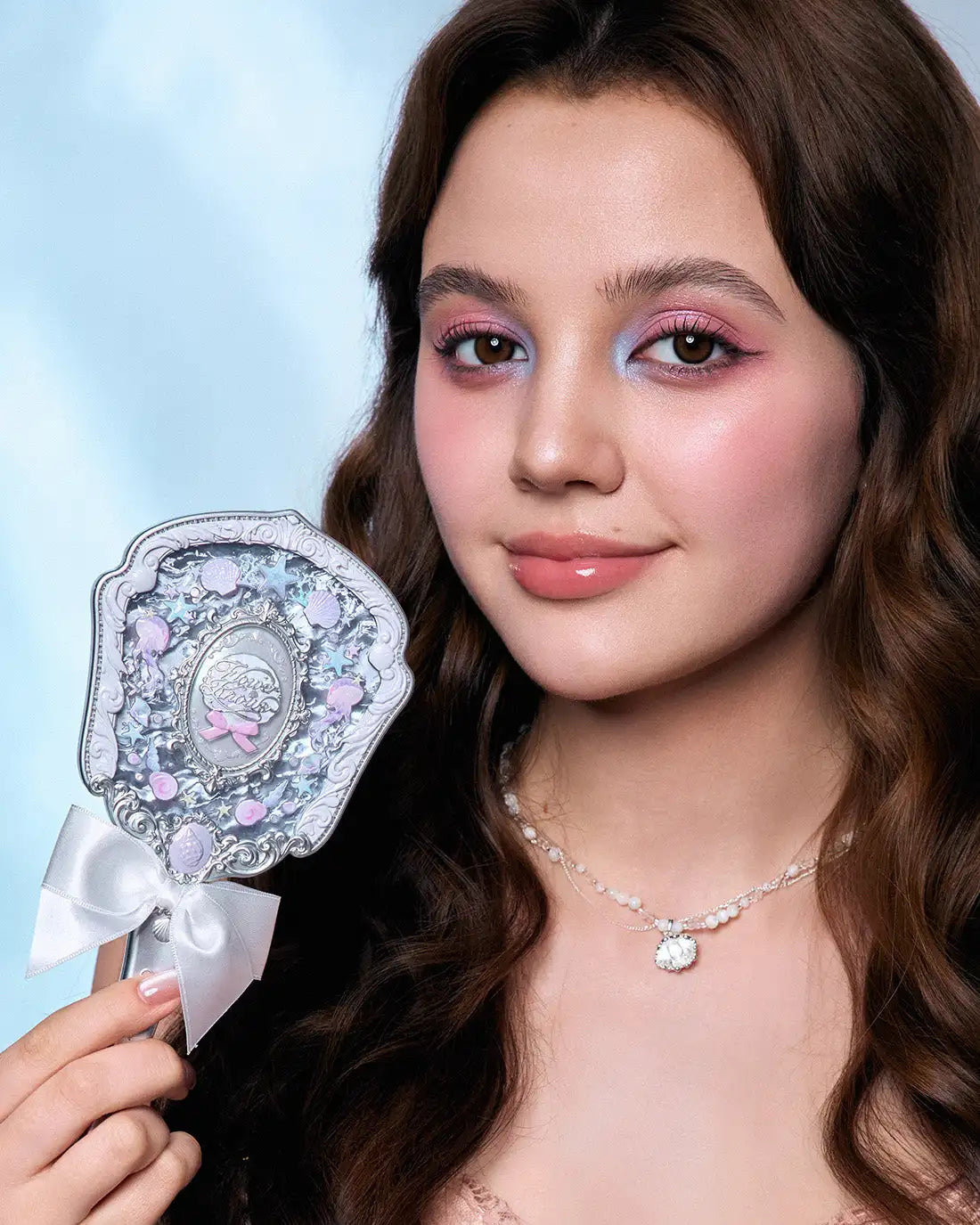 Flower Knows Shell Jewel Hand Mirror Ocean Style Makeup Mirror Portable Compact Beauty Mirror Aesthetic Princess Vanity Mirror
