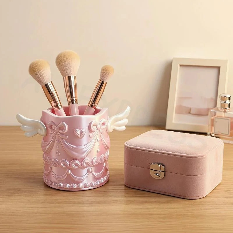 1Pcs Luxury Angel Wings Relief Portable Cosmetic Organizer Makeup Brush Holder for Daily Use