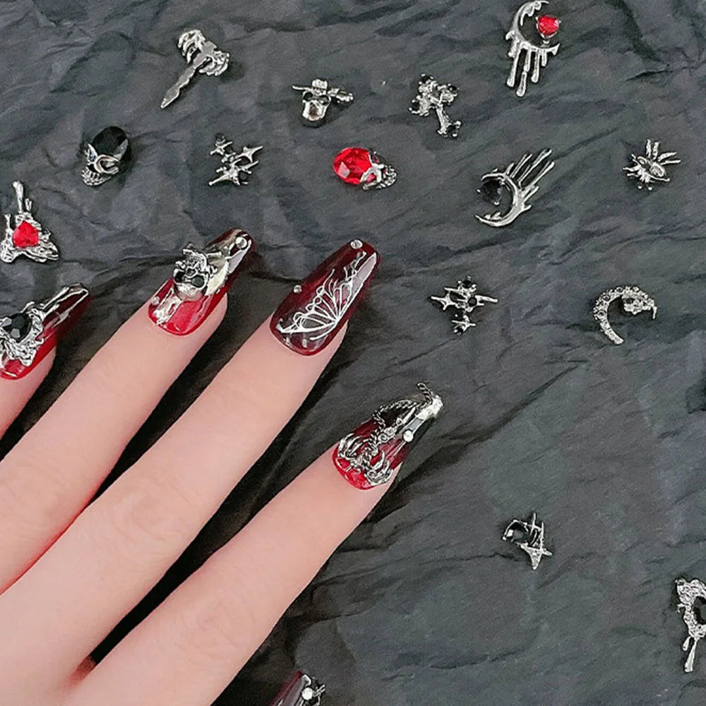 10pcs Darkness Metal Nail Charms Heart with Dark Gems Luxury Nail Decoration 3D DIY Parts Retro Style Aolly Black Heart Charm