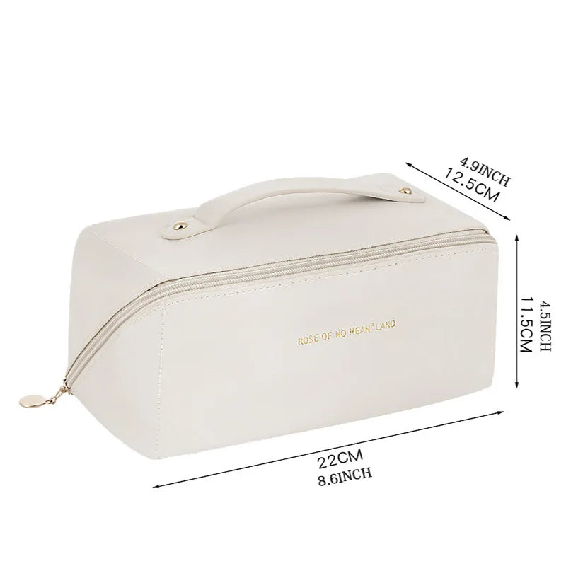 New Arrival Large Capacity Makeup Bag for Women, Perfect for Daily Storage and Travel, Simple and Elegant Design Travel Bags