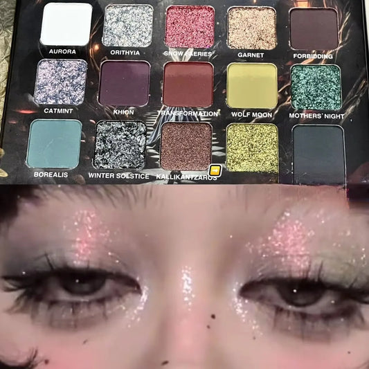 Purple Chameleon 15 Color Eyeshadow Palette Shimmer Glitter Matte Metallic Halloween Makeup Look Eye Shadow Palette