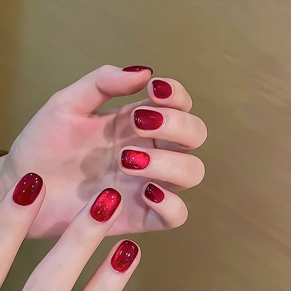 10ml Shiny Rose Red Magnetic Cat Gel Nail Polish Glitter Silk Crystal Cat Eye Gel Nail Polish Shiny Diamond Soak Off UV Gel Varn