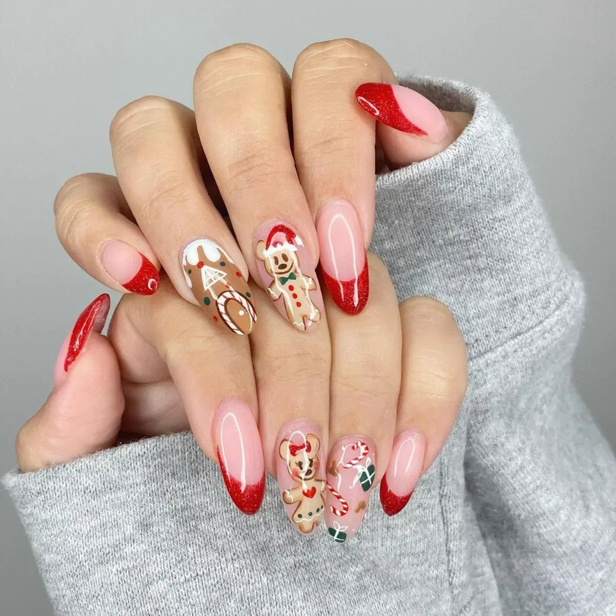 24Pcs Short Oval Press-On Nails - Cute Gingerbread & Candy Cane Christmas Designs, Perfect for Holiday Parties for Women&Girls
