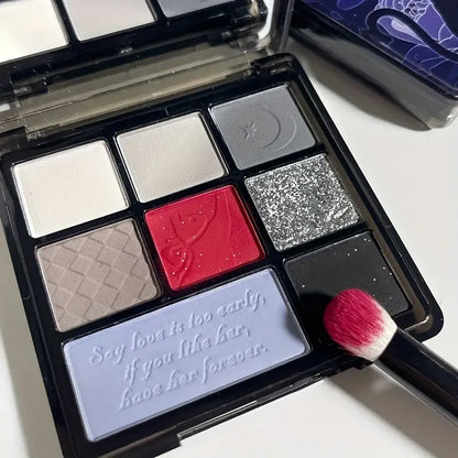 Dark Retro Eyeshadow Palette, Rich Color Wild rose Eyeshadow, Matte Pearl Gothic Black and Red Contrast Smoky Eyeshadow Palette