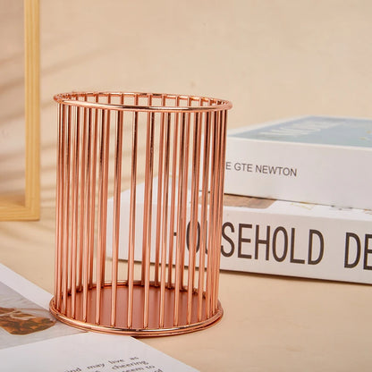 【M】Nordic Hollow Out Makeup Brush Holder Organizer Cylindrical Practical Pen Holder Portable Cosmetic Organizer Bucket