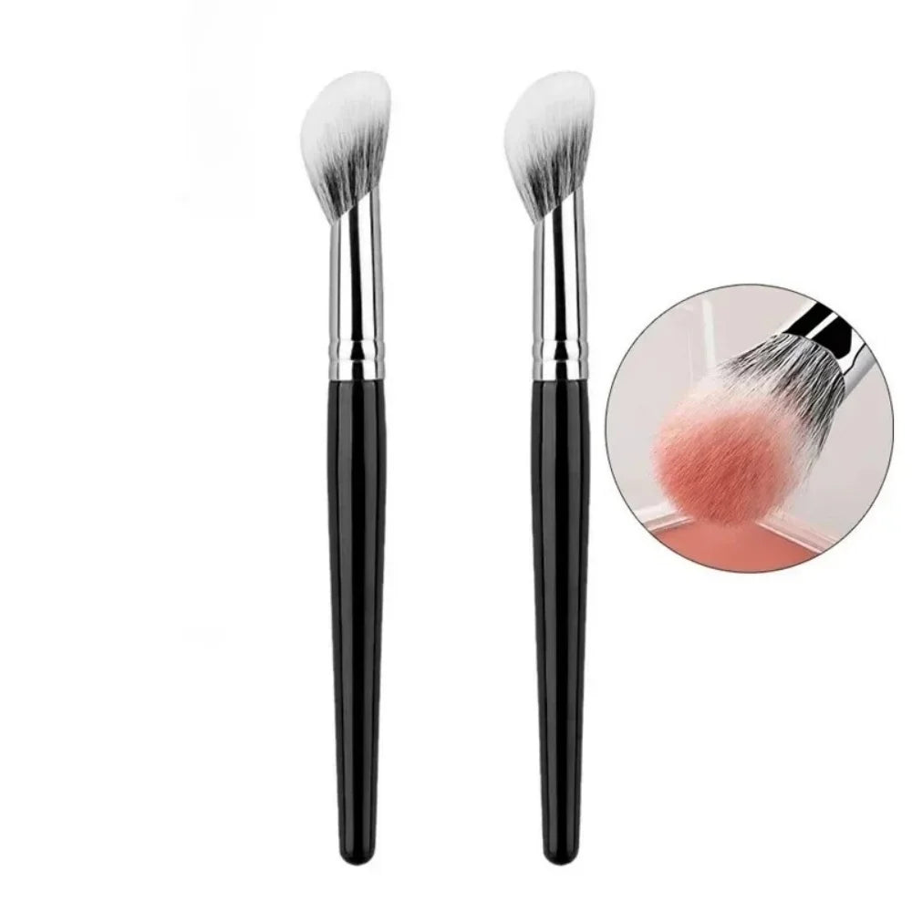 1/2Pcs Mini Peach Heart Blush Brush Small Flat Precise Face Brush Multi Use For Powder Cream Liquid Blush Beauty Makeup Tools