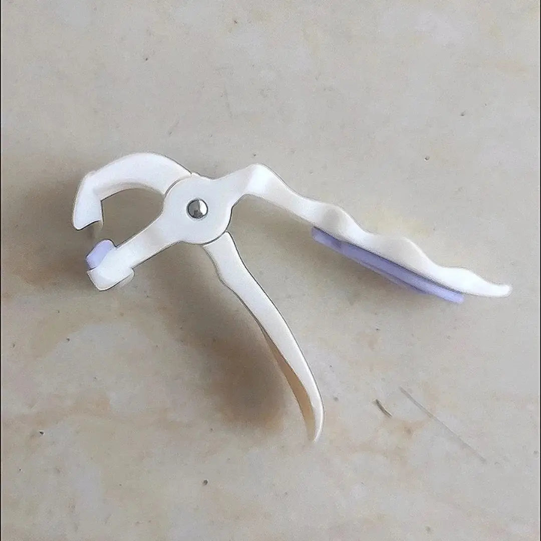 XIXI Bezel-Free Wide-Angle Eyelash Curler for Permanent Styling No Flesh Swelling Beginner-Friendly Eyelash Curler