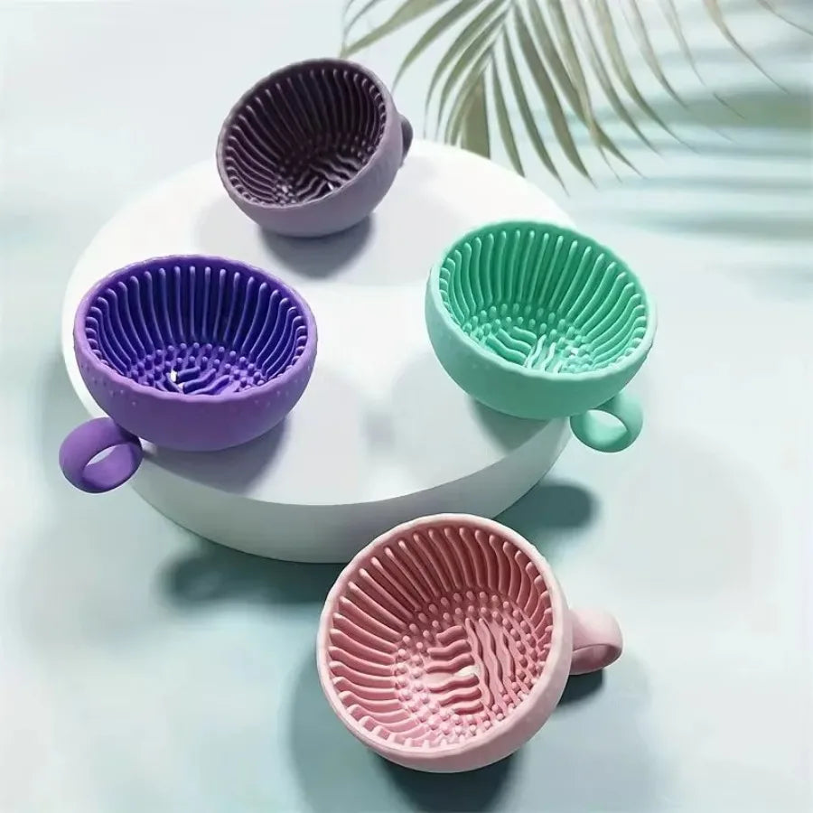 1Pc Silicone Makeup Brush Cleaning Bowl, Non-Slip Scrubber for Deep Cleaning All Facial Brushes, Portable Tool