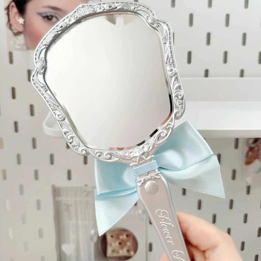 Flower Knows Shell Jewel Hand Mirror Ocean Style Makeup Mirror Portable Compact Beauty Mirror Aesthetic Princess Vanity Mirror