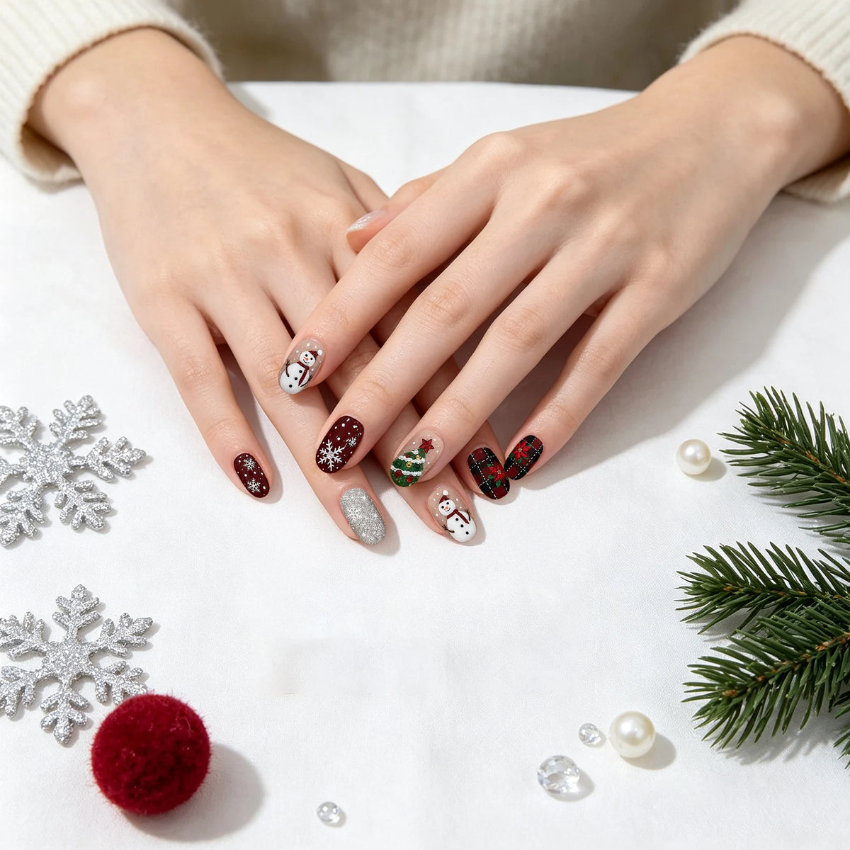 30pcs Red Plaid Festival False Nails Snowflake Snowman Xmas Tree Designs Press On Nails Christmas Short Round Fake Nail Tips