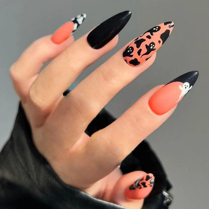 24pcs Blood Red Fake Nails Gradient Long Pointed False Nail Patch Full Cover Wearable Fake Nail Tips Halloween Manicure Sets
