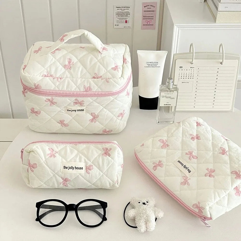 1PC Pink Strawberry Women Cosmetic Quilted Bag Portable Travel Organizer Toiletry Makeup Storage Pouch Handbag Ladies Zipper Bag