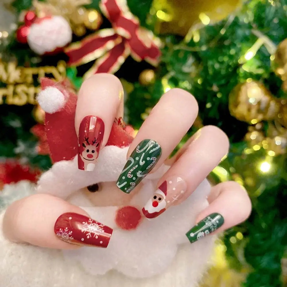 24Pcs/set Christmas Snowflake Christmas False Nails Nail Supplies Elk Pattern Christmas Fake Nails DIY Nail Accessories