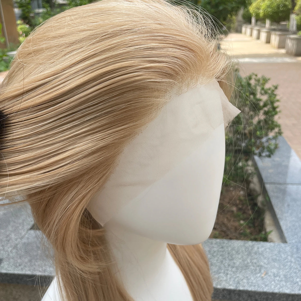 Blonde Mixed Color 13x4 Synthetic Lace Front Wigs for Women Cosplay Shoulder Length Short Curly Synthetic Wigs Layers Ponytails