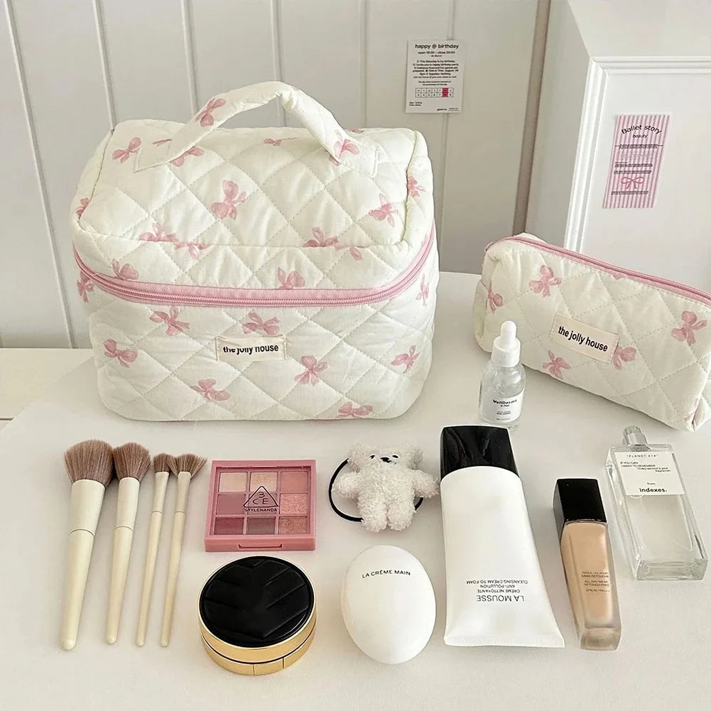1PC Pink Strawberry Women Cosmetic Quilted Bag Portable Travel Organizer Toiletry Makeup Storage Pouch Handbag Ladies Zipper Bag