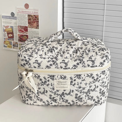 Floral Quilted Cosmetic Bag Korean Large Capacity Makeup Bag Portable Travel Toiletry Organizer Skincare Women  Storage Pouch