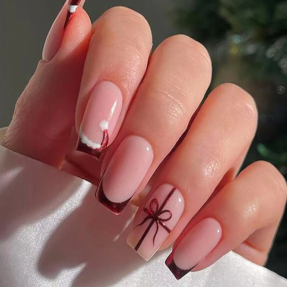 24Pcs Red Christmas Fake Nails Cute Santa Claus Reindeer & Snowflake Designs Artificial Nails Glossy Short Oval Press On Nails