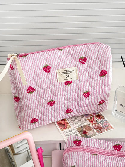 1PC Pink Strawberry Women Cosmetic Quilted Bag Portable Travel Organizer Toiletry Makeup Storage Pouch Handbag Ladies Zipper Bag