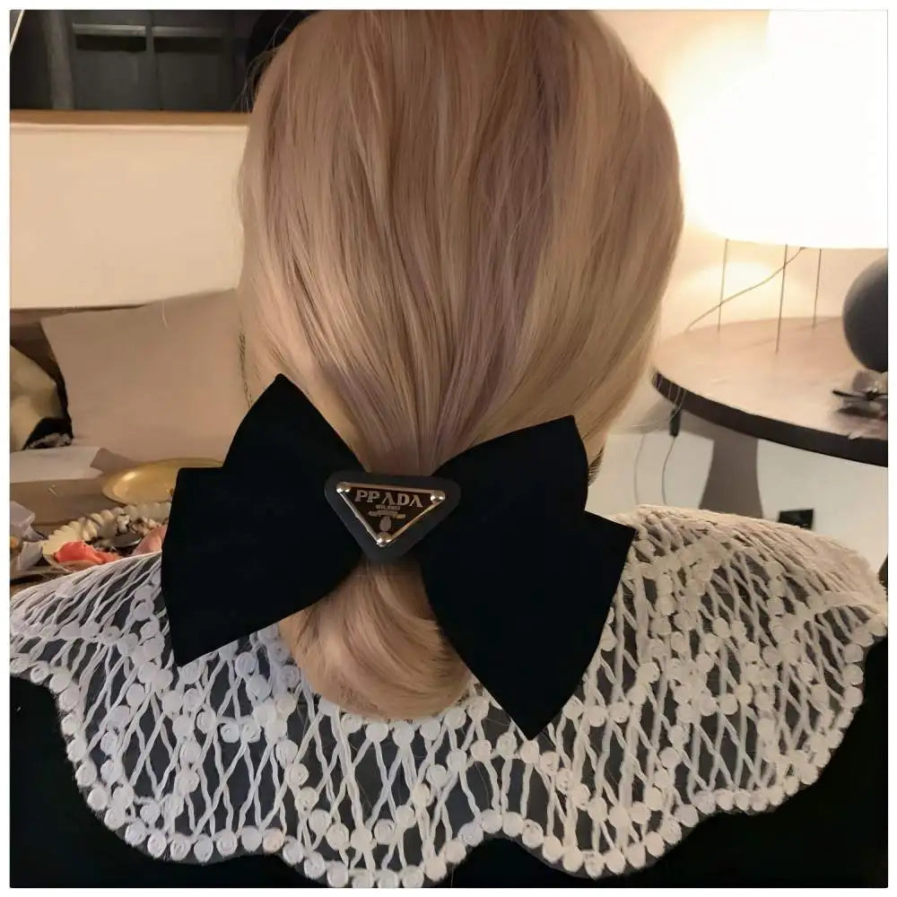 2026 Young Luxury Letter Hair Clip~Black Velvet Classic Bow Clip~Retro Women's Elegant Hair Accessories~Y2K Style Hair Accessori
