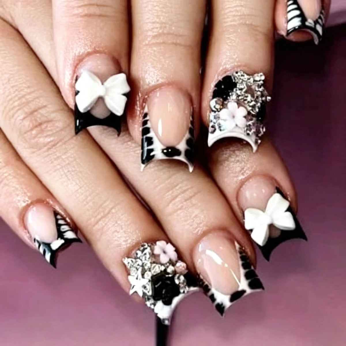 Y2K 24Pcs Set French Style Black & White Tie Dye Polka Dot Press-On Nails, Reusable, With Bowknot, Star Rhinestones, Cute & Chic, Suitable For Dates, Spring, New Year, Christmas, Daily, Birthday, Festival, Spring/Summer New A