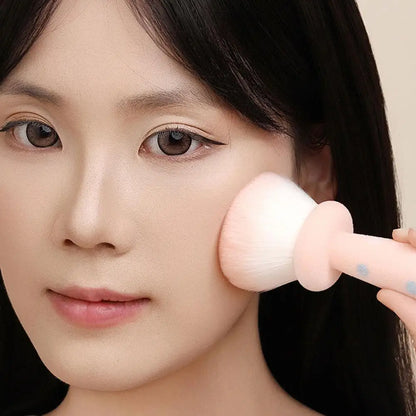 Cute Mushroom Powder Brush Blusher Brush Nail Dust Brush Makeup Brush Blusher Brush Nail Dust Brush Makeup Brush