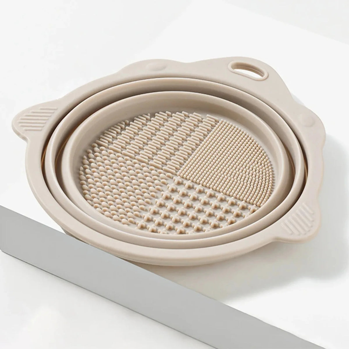 Multi-functional Silicone Makeup Brush Cleaning Bowl Powder Puff Beauty Washing Scrubber Pad with Folding Brush Holder