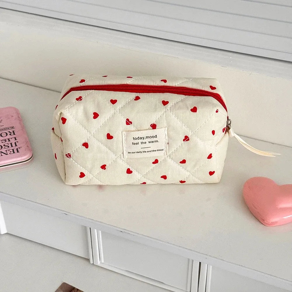 1PC Pink Strawberry Women Cosmetic Quilted Bag Portable Travel Organizer Toiletry Makeup Storage Pouch Handbag Ladies Zipper Bag