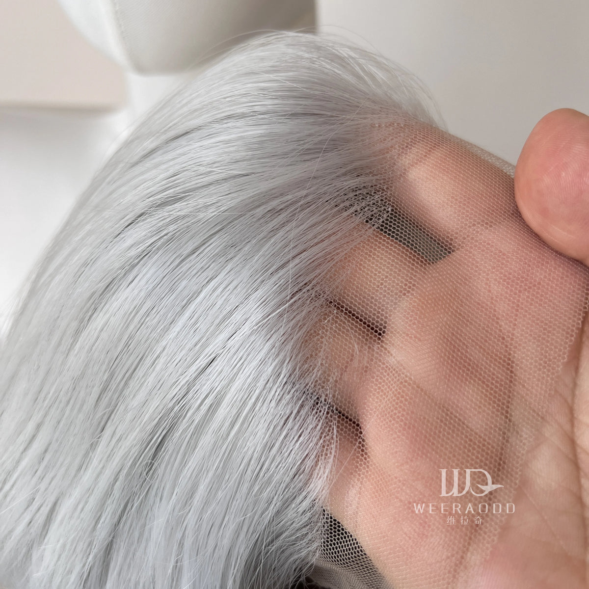 Sliver Gray 13x4 Synthetic Lace Front Wig for Women Cosplay Shoulder Length Mullet Synthetic Wigs Layers Ponytails Glueless Wigs