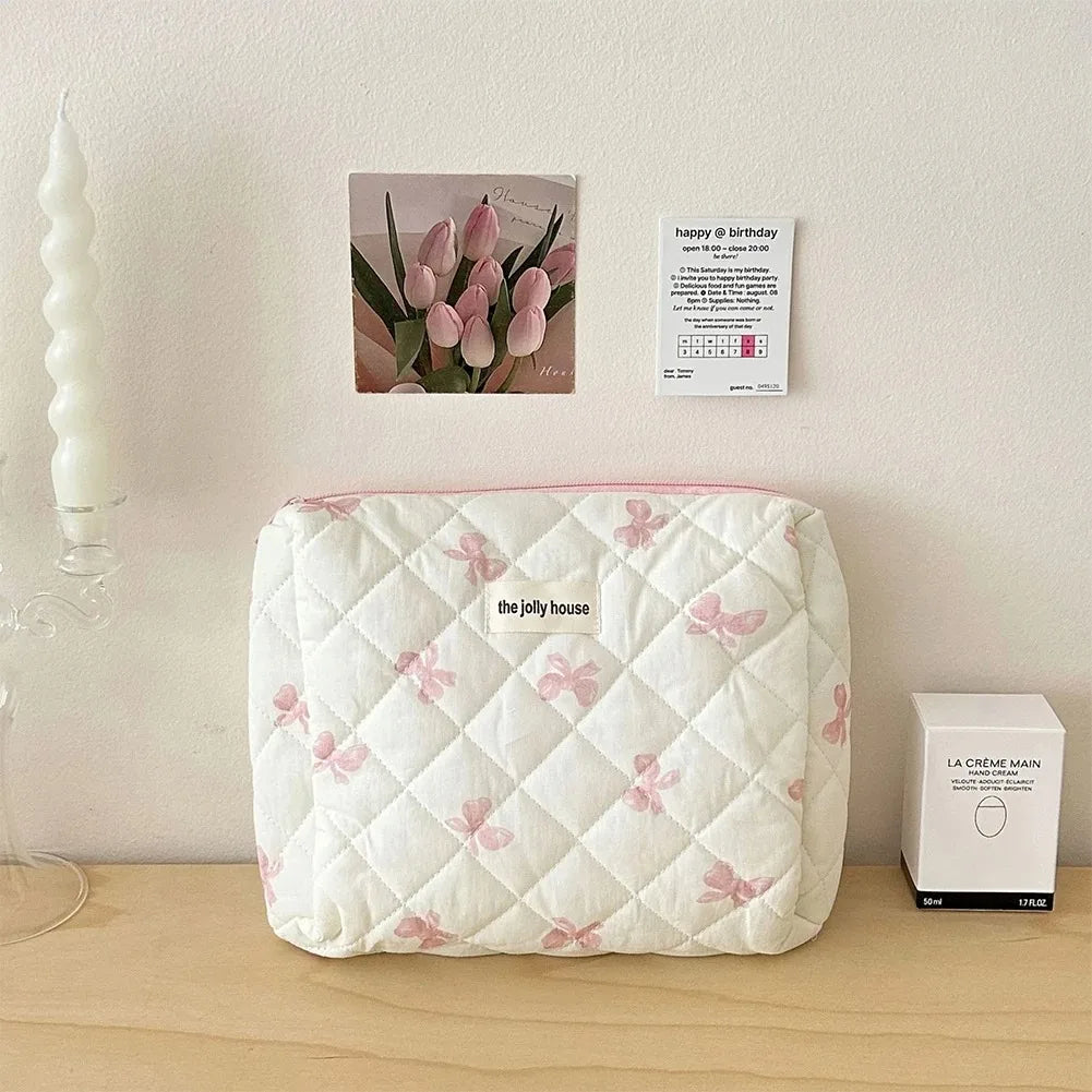 1PC Pink Strawberry Women Cosmetic Quilted Bag Portable Travel Organizer Toiletry Makeup Storage Pouch Handbag Ladies Zipper Bag