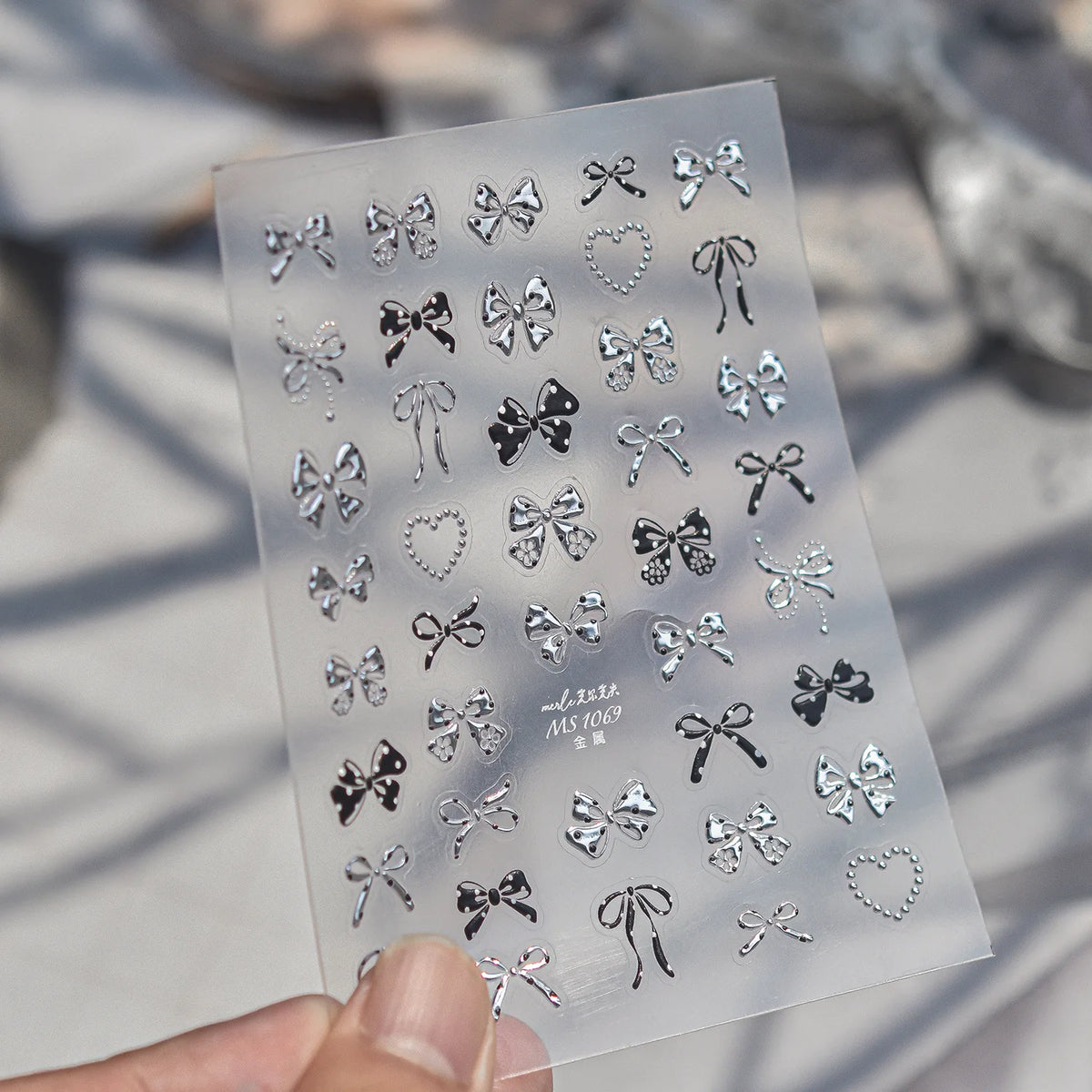 Luxury Winter Silver Crystal Christmas Nail Stickers Bow Star Pattern Nails 3D Decoration 3D Self Adhesive Nail Art Sticker DIY