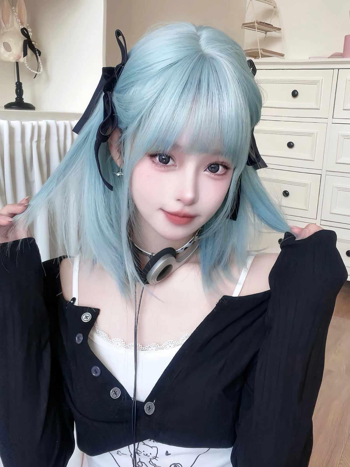 16Inch Lolita Ice Blue Synthetic Lolita Wig With Bang Medium Natural Straight Hair Wigs for Women Daily Cosplay Heat Resistant