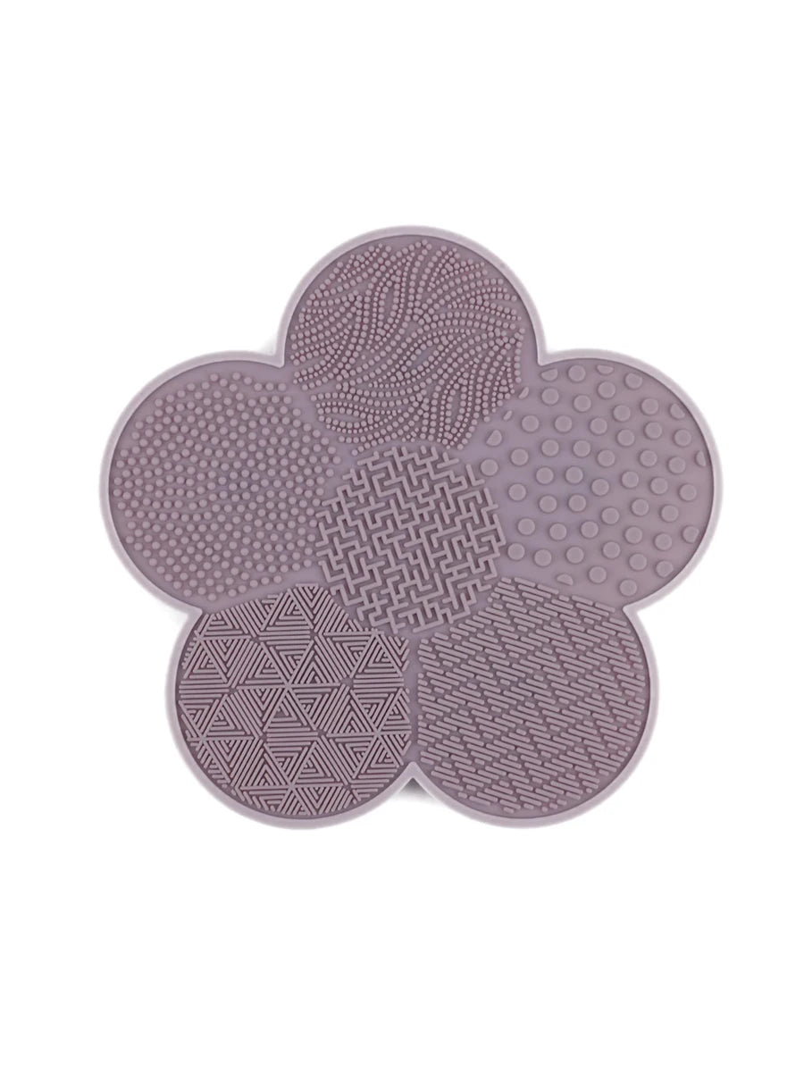 Flower Shape Soft Rubber Makeup Brush Cleaner Pad Cosmetic Sponge Washing Mat Beauty Tool Cleaning Board Scrubber Artist Studio