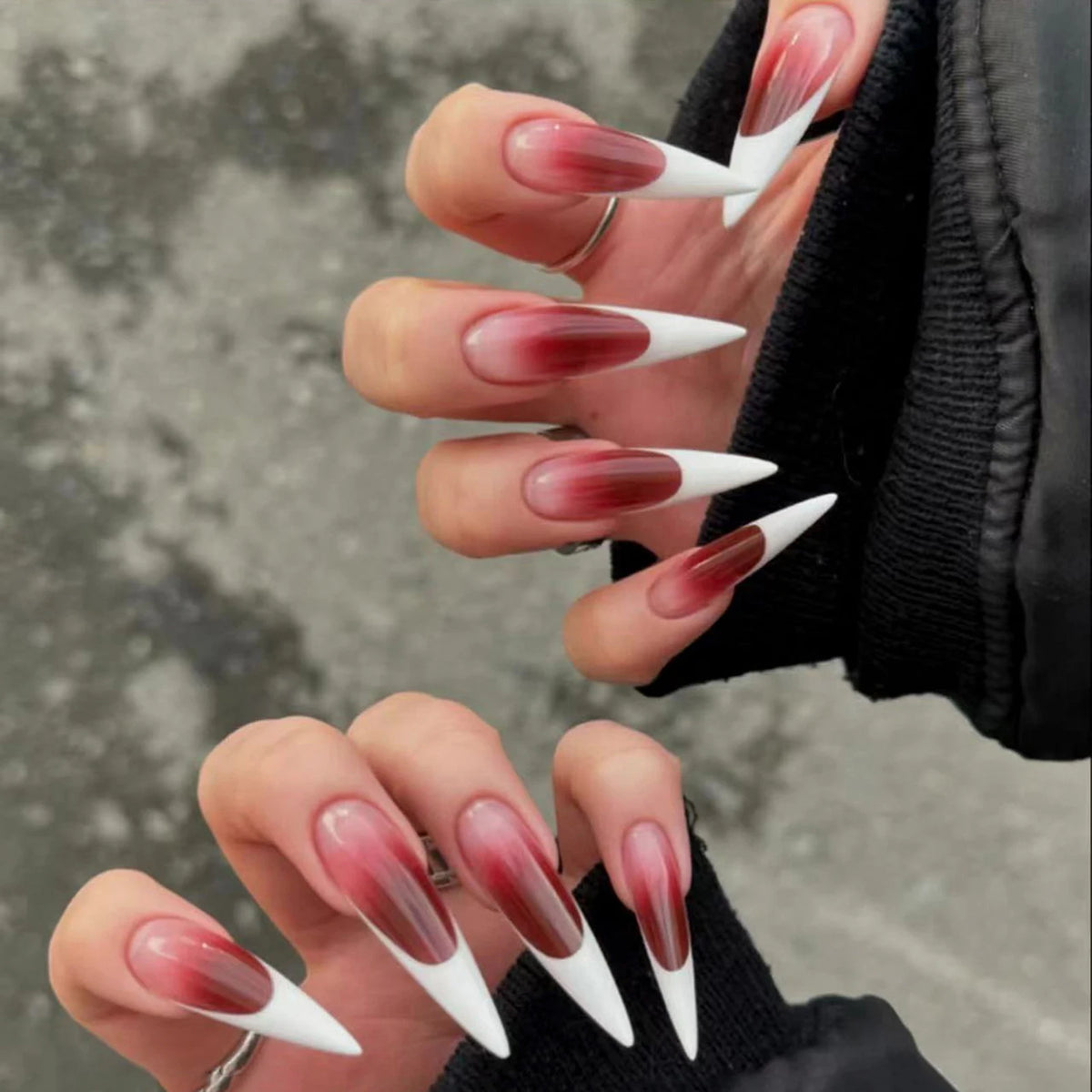 24pcs Blood Red Fake Nails Gradient Long Pointed False Nail Patch Full Cover Wearable Fake Nail Tips Halloween Manicure Sets