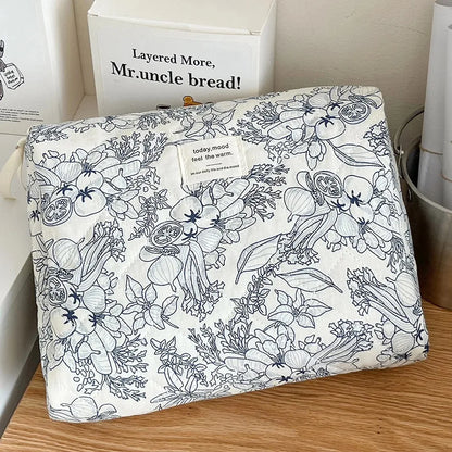 1PC Pink Strawberry Women Cosmetic Quilted Bag Portable Travel Organizer Toiletry Makeup Storage Pouch Handbag Ladies Zipper Bag