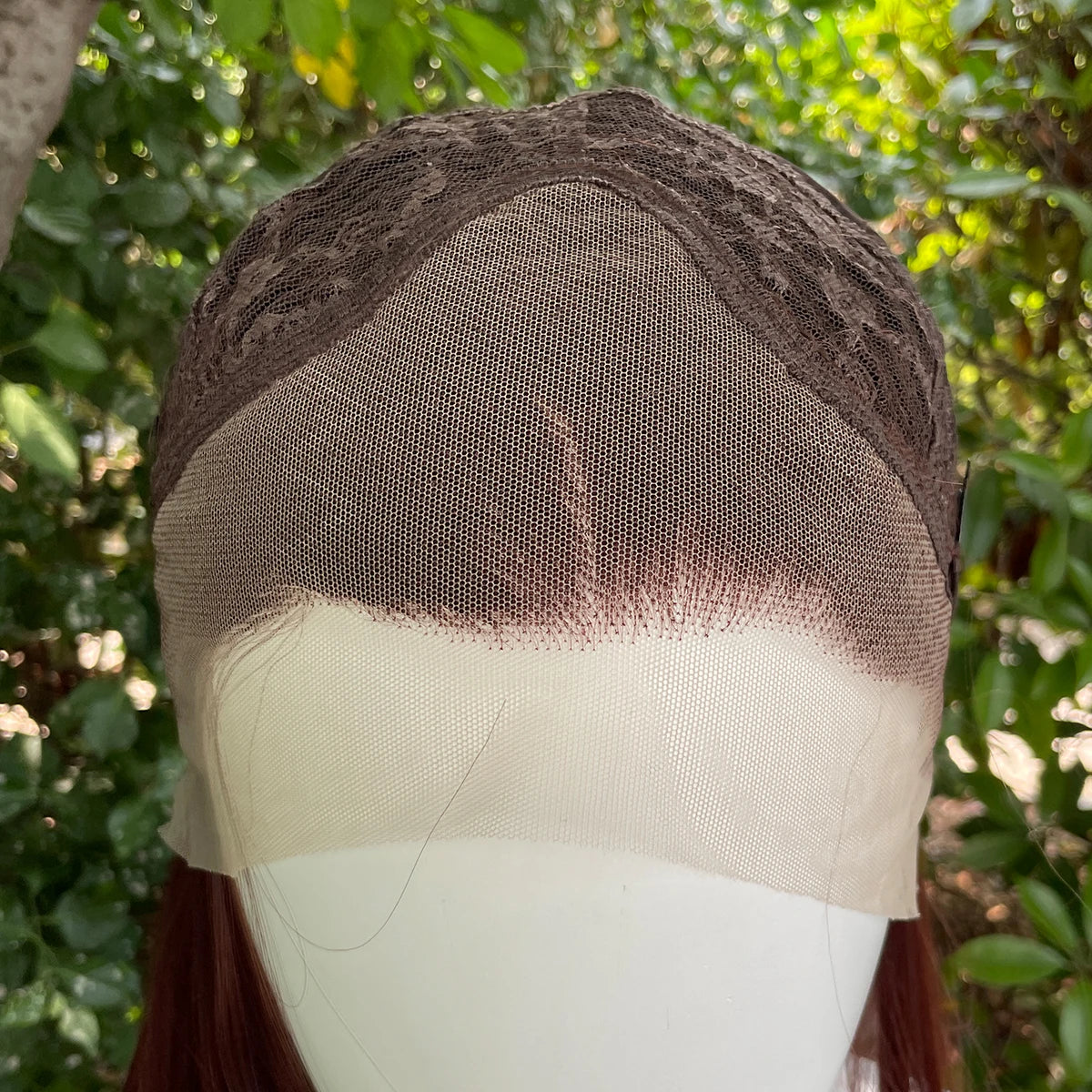 Red Brown Shoulder Length 13x4 Synthetic Lace Front Wigs Women Middle Part Synthetic Wigs Layers Glueless Wigs 150% Density Lady
