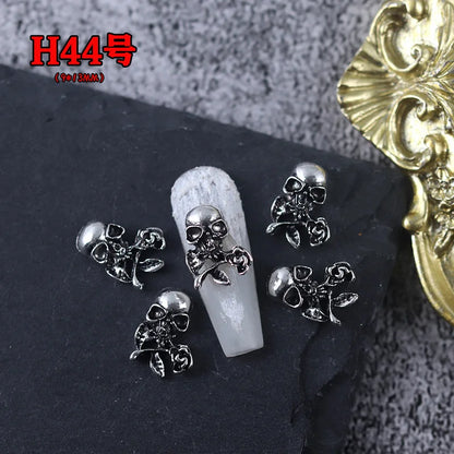 20PCS Antique Silver Skull Nail Art Charms Supplies RetroHalloween Nails Decoration Accessories Manicure Decor Design Materials