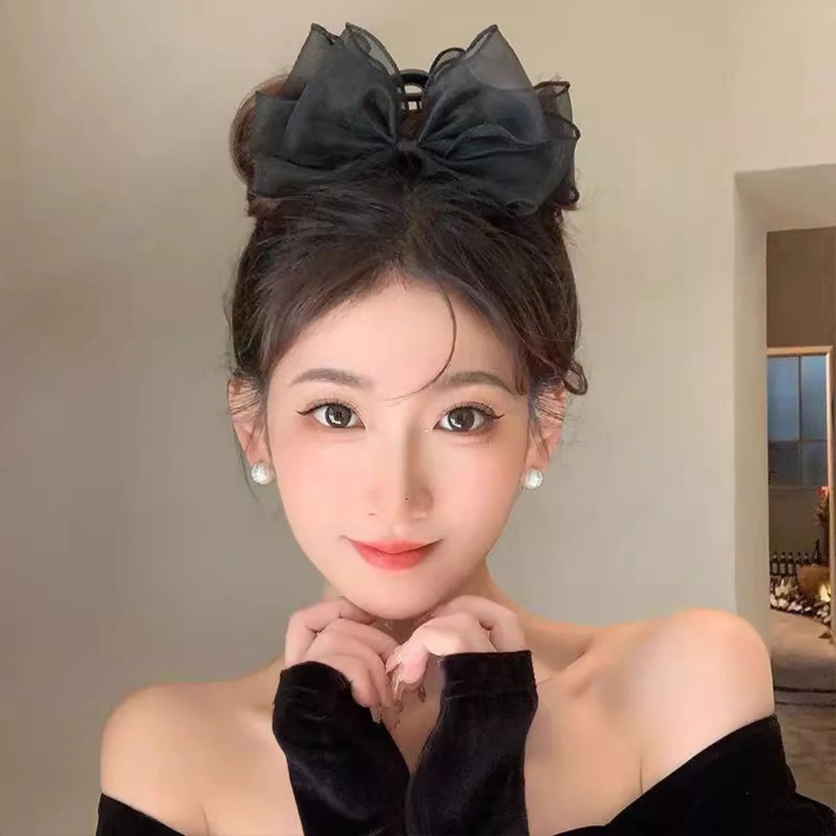 Elegant Black Bowknot Hair Claw for Women Bow Hair Claw Super Fairy Rhinestone Ponytail Braid Hair Claw Clip for Girlfriend