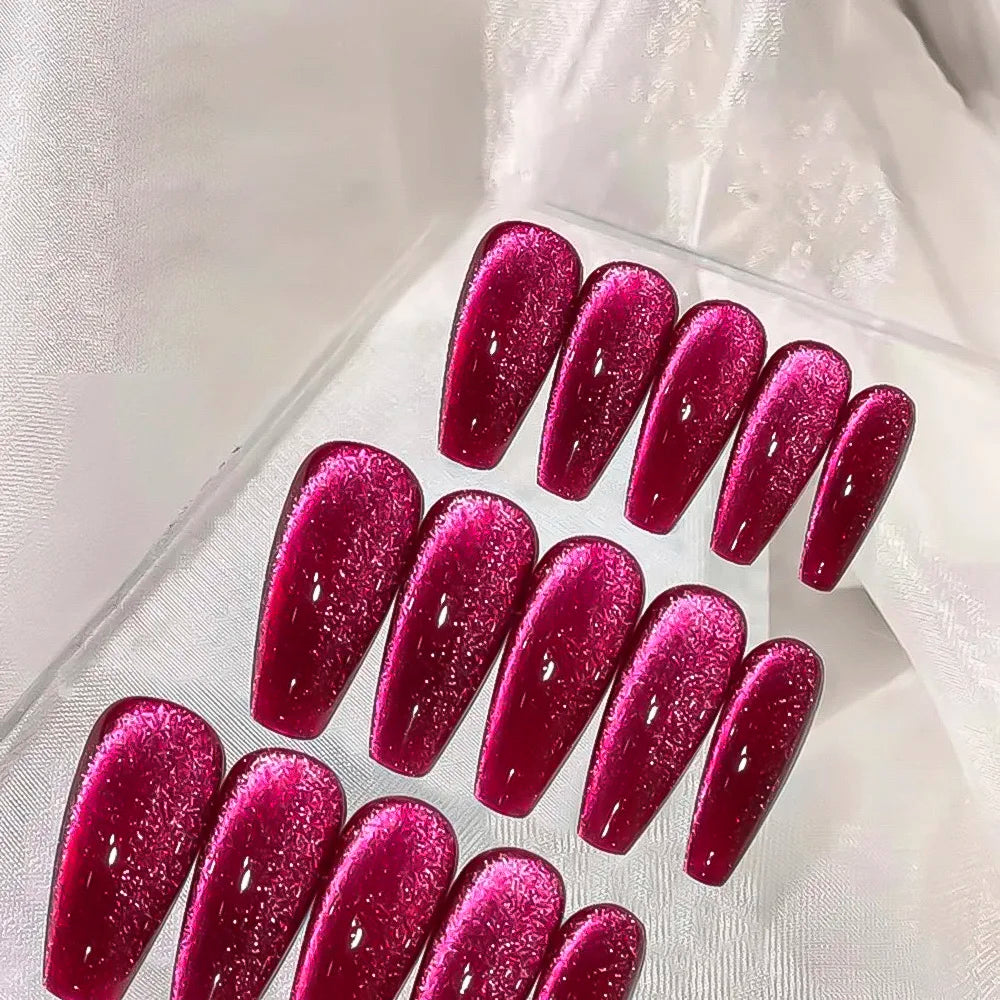 10ml Shiny Rose Red Magnetic Cat Gel Nail Polish Glitter Silk Crystal Cat Eye Gel Nail Polish Shiny Diamond Soak Off UV Gel Varn
