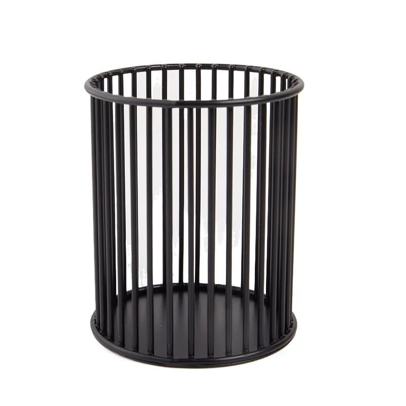【M】Nordic Hollow Out Makeup Brush Holder Organizer Cylindrical Practical Pen Holder Portable Cosmetic Organizer Bucket