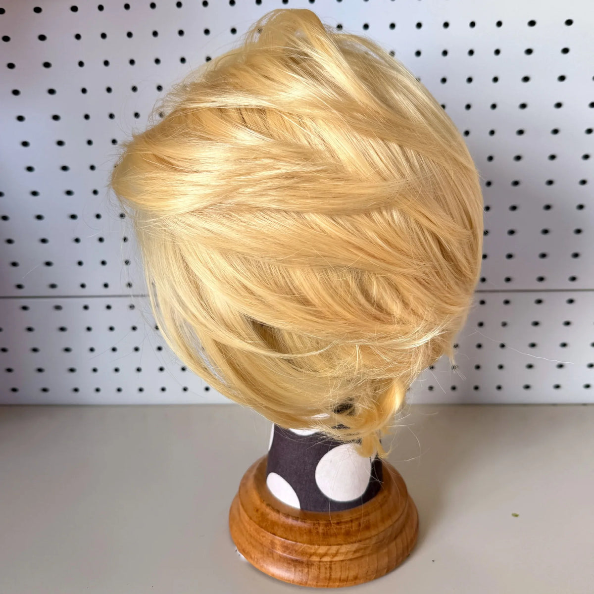 613 Blonde Short Bob Straight Wig for Man 8 Inch 13*4 Synthetic Lace Wigs 150% Density with Heat Resistant Fiber Hair Wig
